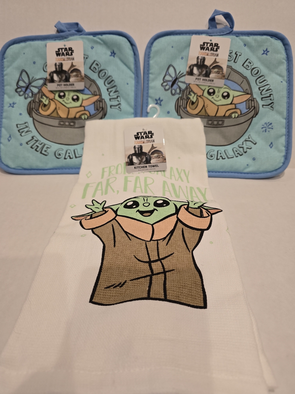 Grogu Pot holders and kitchen towels